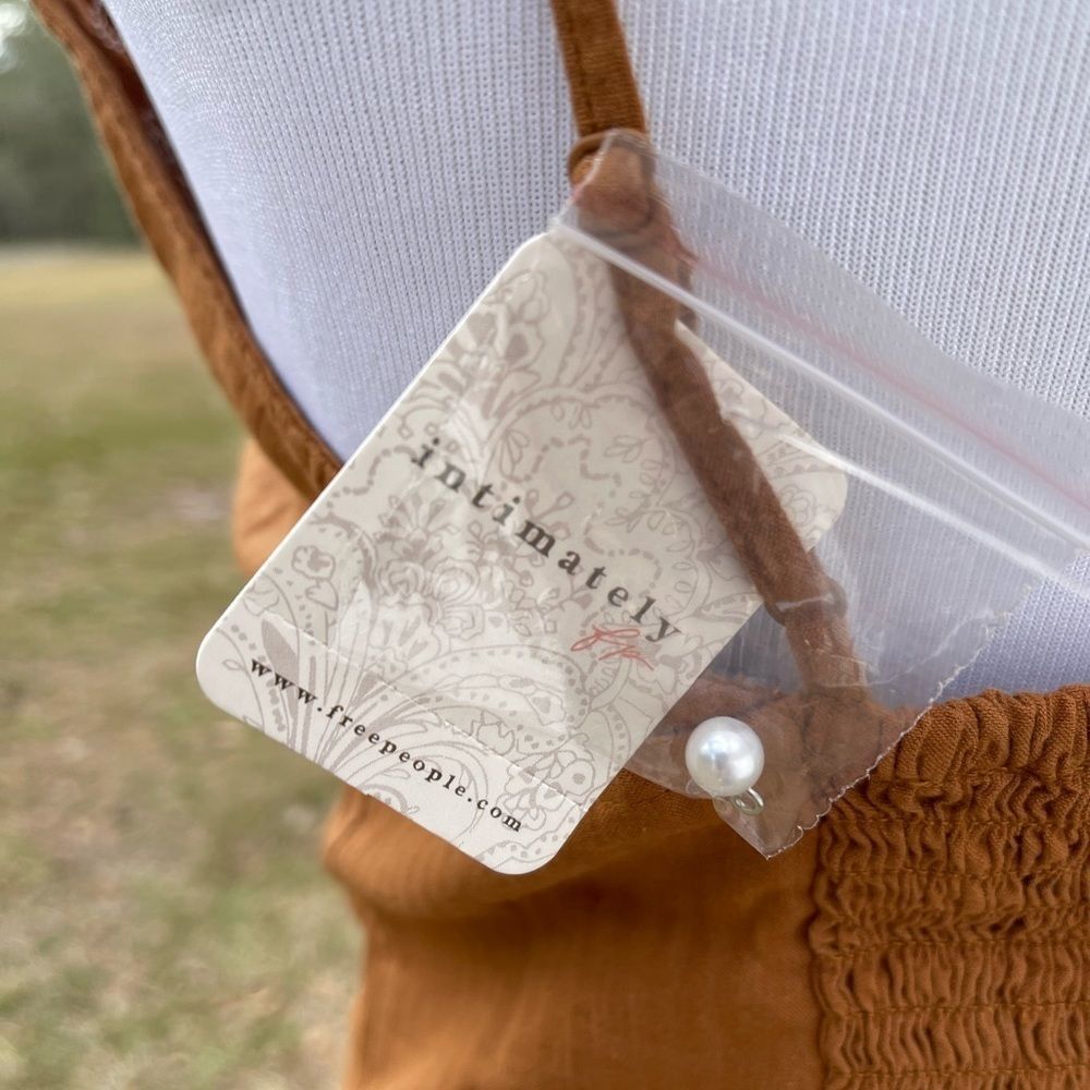 FREE PEOPLE “Intimately” - Picture 9 of 9